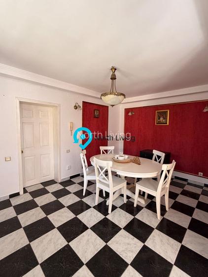 Vilă de vânzare în Sector 4 - 323 mp utili - 10 camere - Giurgiului - 25