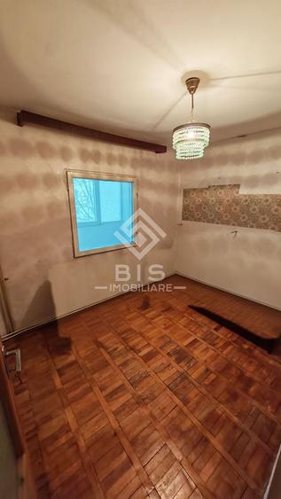Apartament 4 camere etaj 2