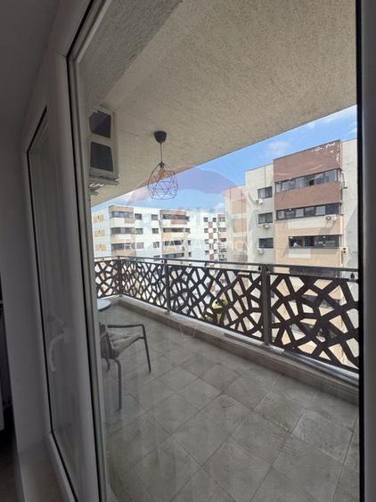 Apartament cu 2 camere de închiriat - 14