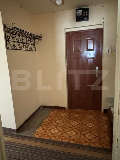 Apartament 3 camere, 67 mp, decomandat, zona Nicolae Balcescu