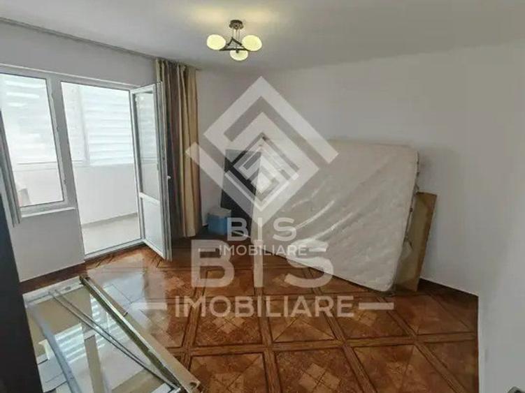 Apartament 4 camere etaj 2