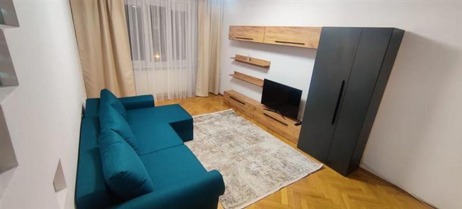 Apartament decomandat cu 2 camere etaj 3, mobilat și utilat, in cartierul S