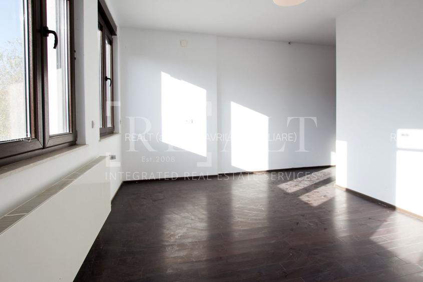 Inchiriere casa, vila 7 camere | Individuala, Renovata, Curte | Campul Pipera - 11