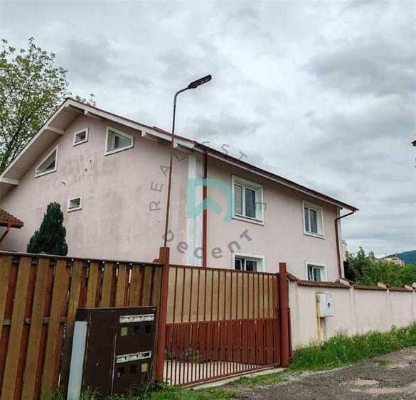 Vanzare casa individuala, 306 mp, zona Tractorul, Brasov