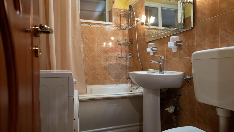 Apartament 3 camere, decomandat-etaj intermediar, zona Ferdinand- Obor