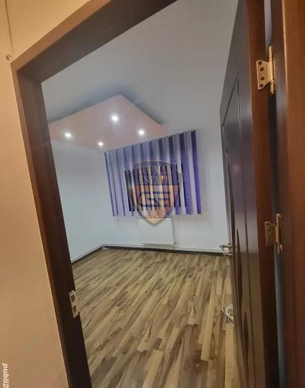 3 camere Inel II Penny Decomandat, Nemobilat, Parter stradal 60mp centrala gaz
