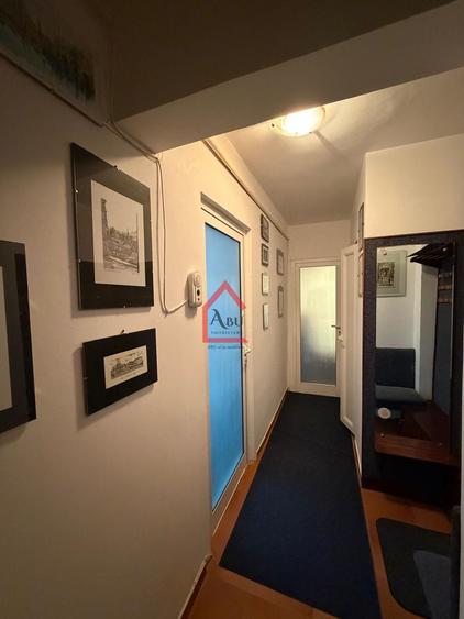 Apartament cu 3 camere, Decomandat, Piata Unirii-Ultra Central