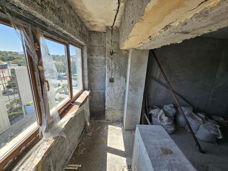 Apartament 2 camere decomandat, 55 mp, LA ROȘU cu Termopane Noi– Oras Isaccea