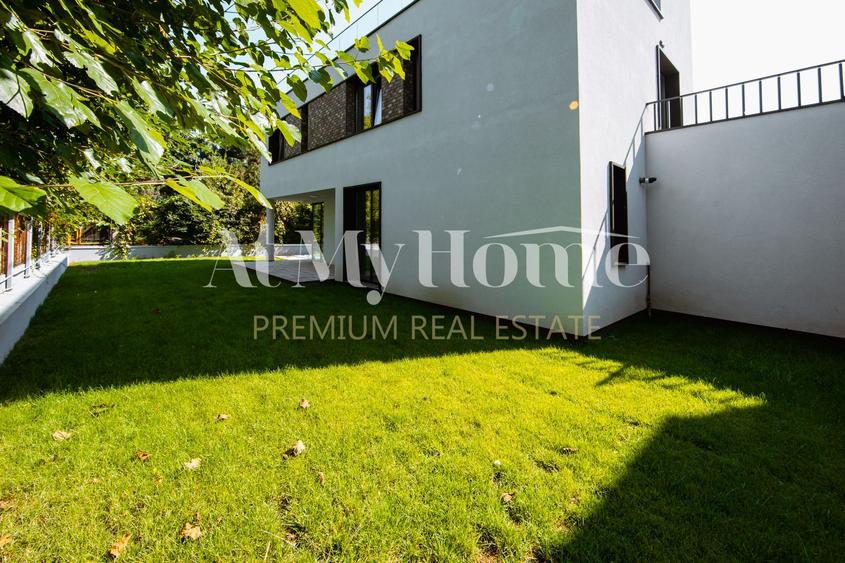 VILA 5 CAMERE//PROIECT NOU//GARAJ//PISCINA//COMPOUND PIPERA