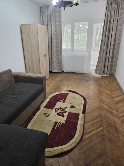 Ap 3 cam decomandat cu centrala si garaj