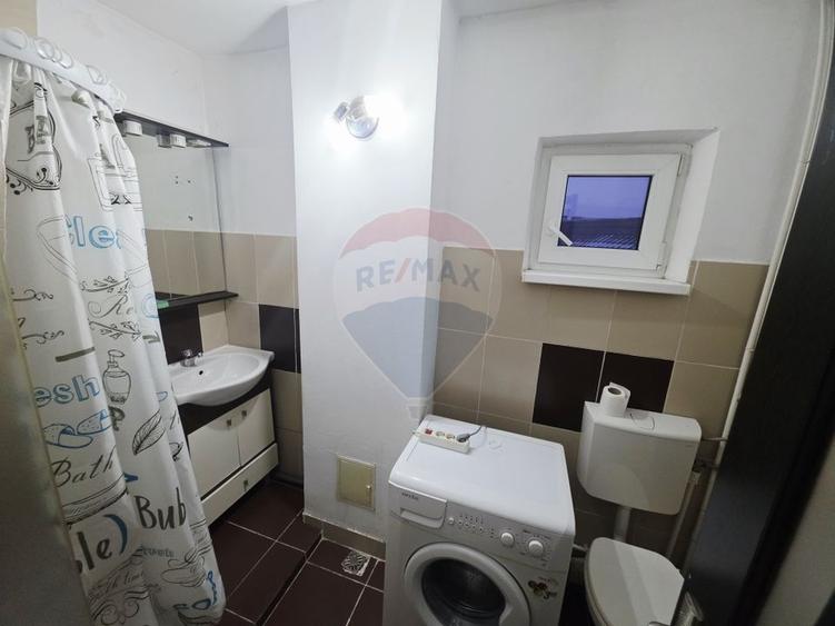 Apartament cu 1 camere de vânzare Zona Carpați, Piatra Neamț