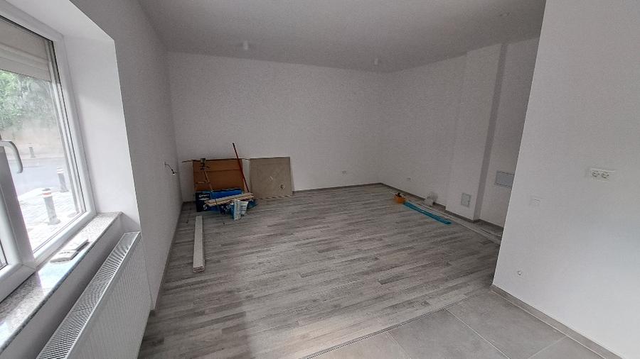 Lacul Tei-Barbu Vacarescu, garsoniera de inchiriat, p/3, an 2009, renovata 2026