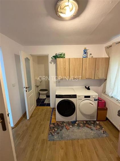 Casa cu 6 camere 2 bai si 1030 mp teren in Viile Sibiului - 4