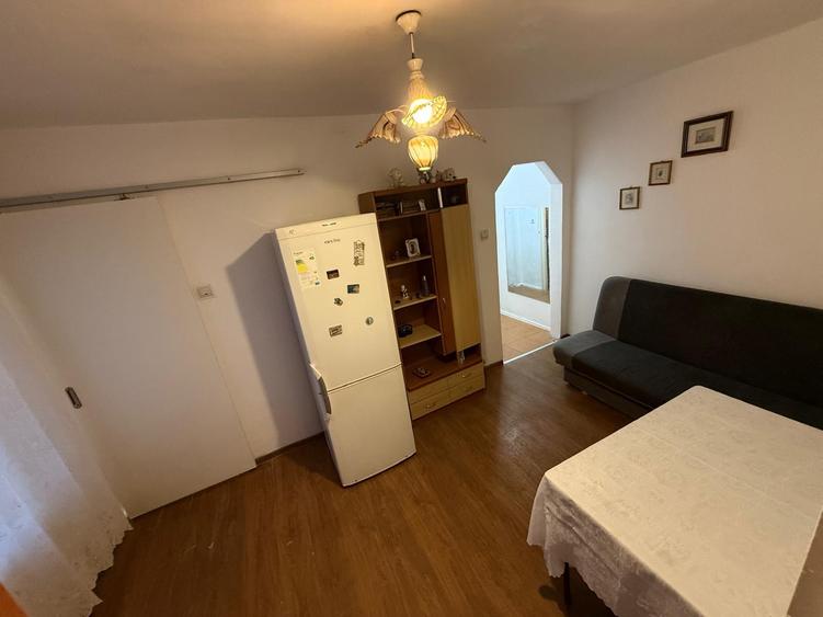 Apartament 2 camere, zona Podu Ros