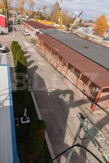 Hale, spațiu producție și depozitare 3187 mp și teren 9141 mp.