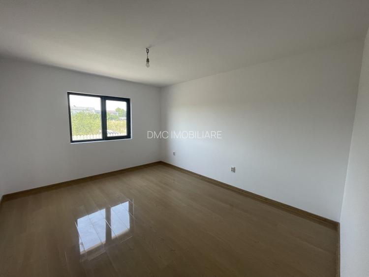 Clinceni, casa pe parter, 80mp, 3 camere, 2 bai, utilități - 7
