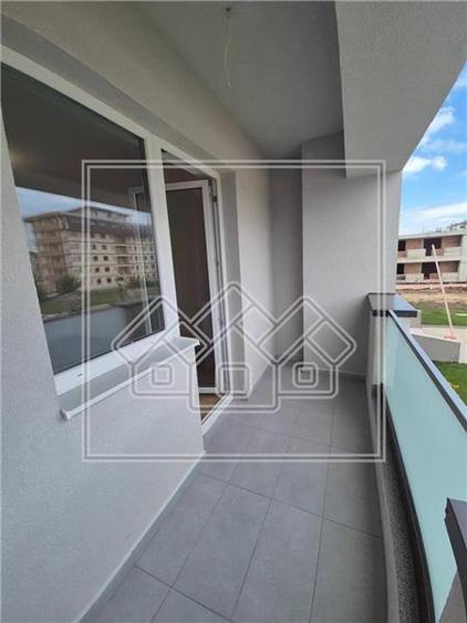 Ap. decomandat, 2 camere, 2 balcoane, bloc nou, lift