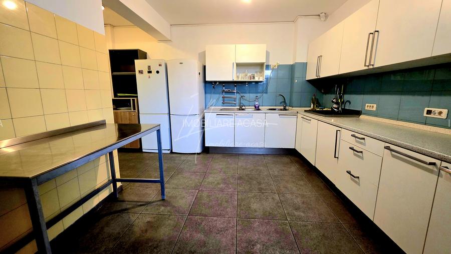 Apartament cu 5 camere-239 mp.+ terasa 358 mp. Prelungirea Ghencea 281- parter - 32