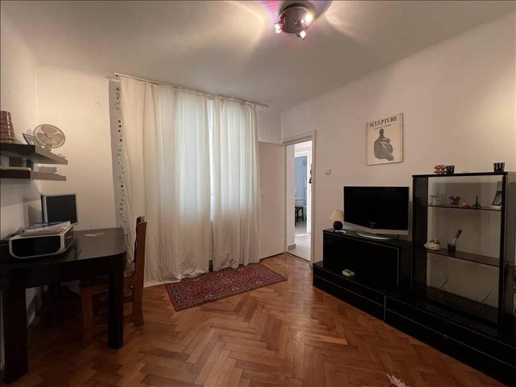 Inchiriere apartament 2 camere, Parcul Rozelor