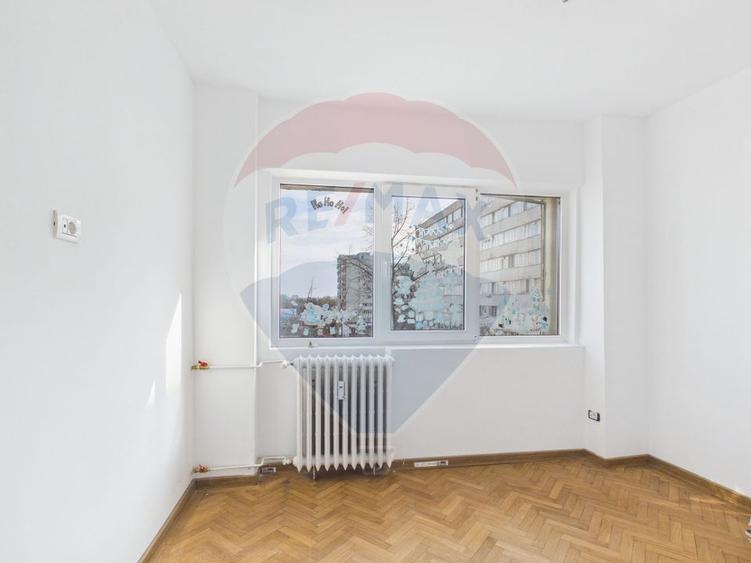 Apartament cu 3 camere la prima inchiriere in zona Lacul Tei