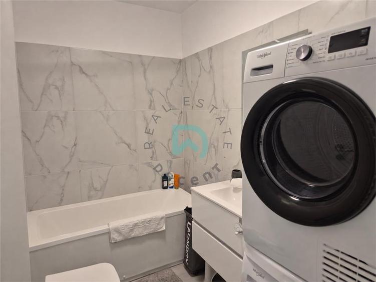 Apartament 3 camere Tractorul, 69 mp - Brasov