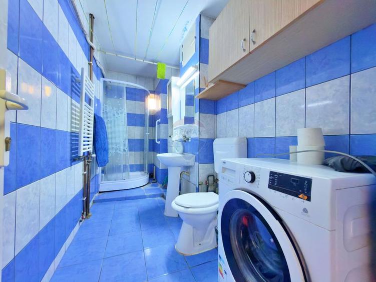 Apartament decomandat cu 2 camere de vânzare / Aurel Vlaicu - Arad