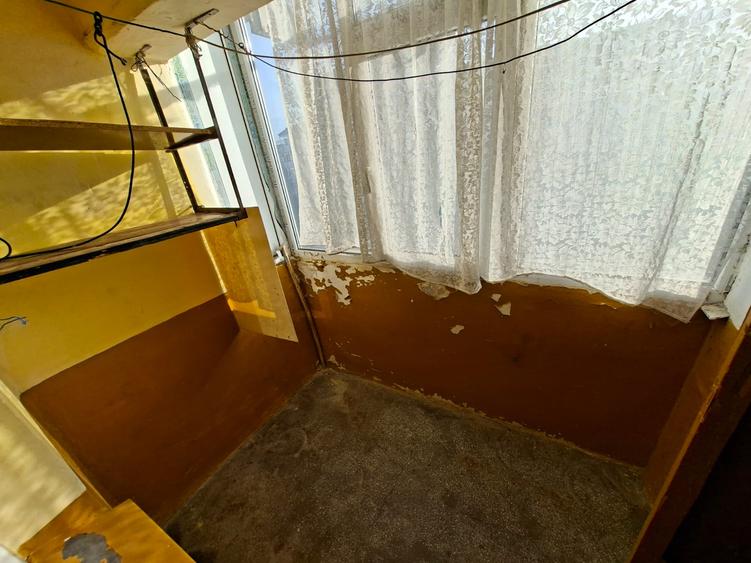 Apartament cu 2 camere decomandat, etaj 3/8, zona Dacia