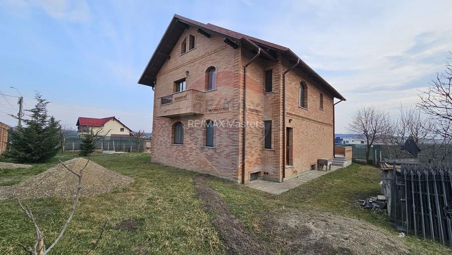 Casă / Vilă de lux, Scheia, Suceava - 3