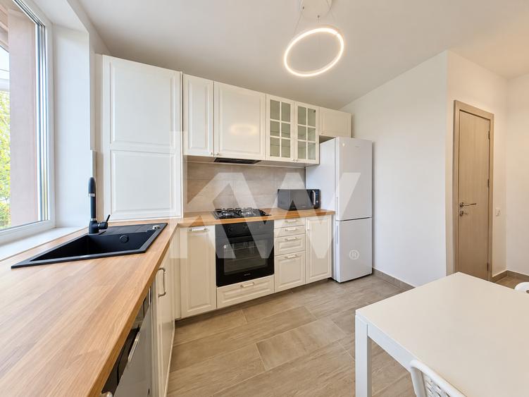 Închiriere apartament cu 2 camere, renovat si spatios - Strada Lungă