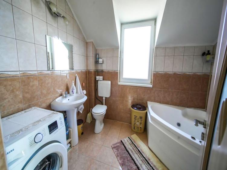 🏡 Casă de vânzare în Cristur – Str. Ulița Mare nr. 43