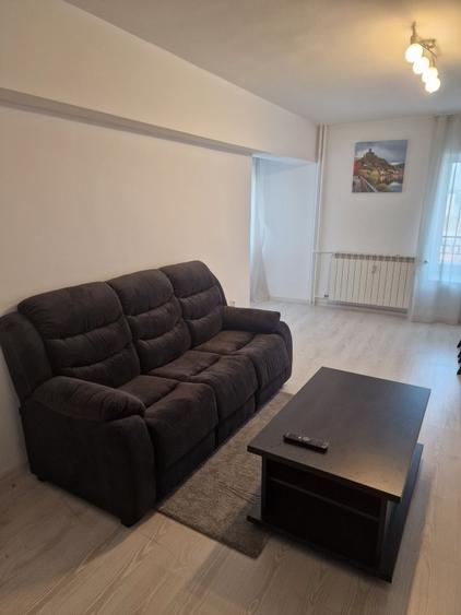 Proprietar, bld. Unirii nr. 60, et. 7/9, lux, totul nou
