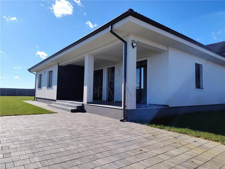 CASA INDIVIDUALA - FINISAJE PREMIUM - TEREN 748 MP - ZONA LINISTITA