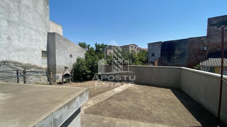 Casa cu 3 camere, centrala proprie, SAD - 11