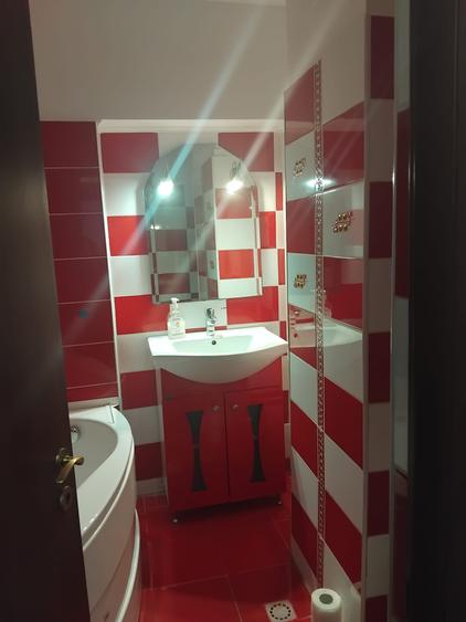 40062 Apartament 2 camere Trocadero