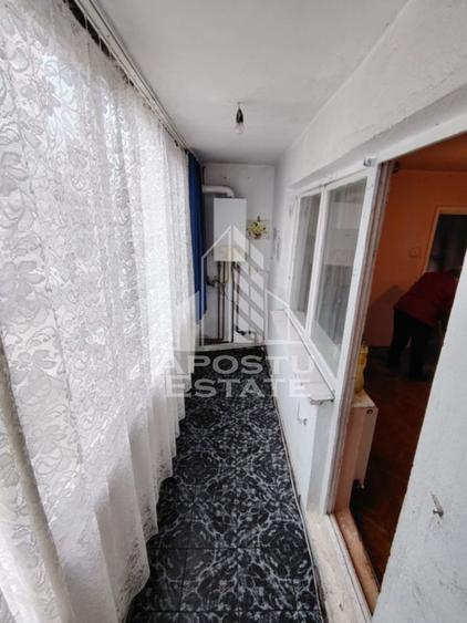 Apartament cu 2 camere de vanzare, boxa, Zona Cetatii, Timisoara