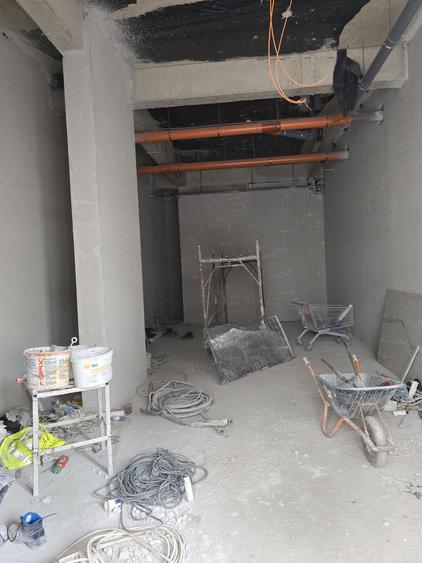 Spatiu comercial - Metrou Berceni