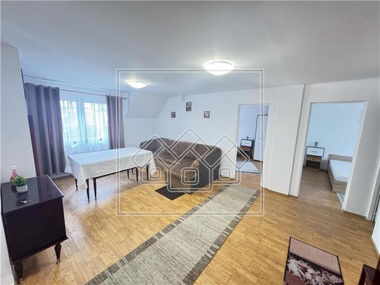 Ap.3 camere, 2 bai si bucatarie separata - zona Terezian