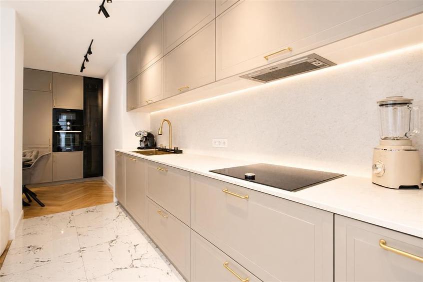 2 Camere Premium | Andrei Muresanu Sud | Terasa spre Apus