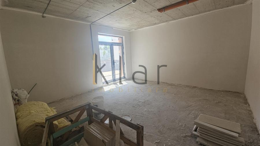Spatiu comercial 372mp,3 parcari, Intre Lacuri - zona Leroy Merlin