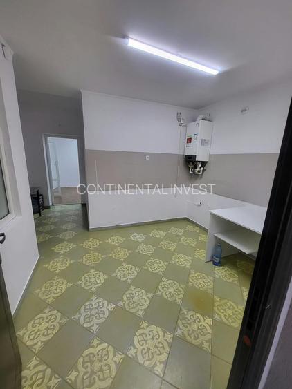 Casa de inchiriat. curte, centrala proprie, zona centrala. metrou 7min - 11