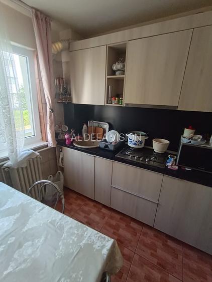 Apartament 3 camere, de vânzare în Mănăștur ,strada Peana ,etaj 1 din 4 - 5