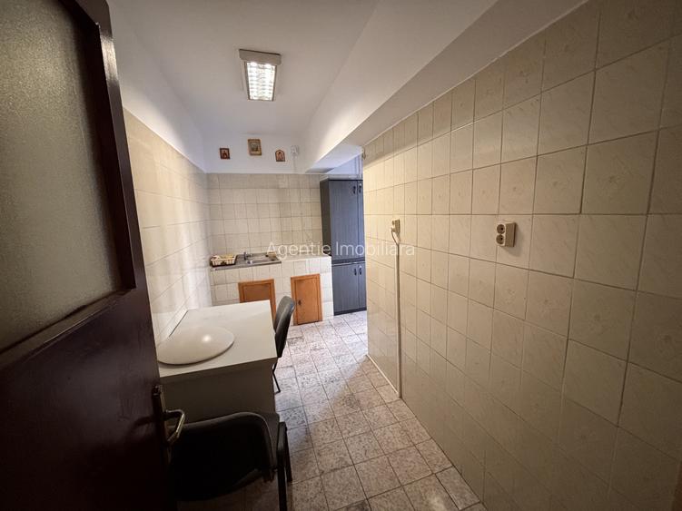 2 Camere - Bd. Unirii - Alba Iulia - Birou sau Locuinta - 11