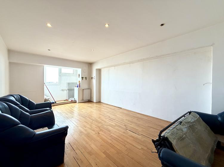 Apartament 4 camere, 88 mp utili, etaj 6 - Zona Complexul Studentesc
