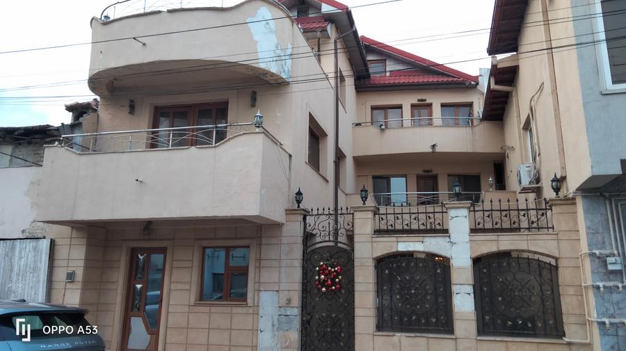 VILA  PARTER + 2 ETAJE  DE VANZARE - TOMIS II