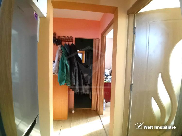 Apartament 3 camere, cartier Intre Lacuri, 2 balcoane, etaj intermediar, parcare