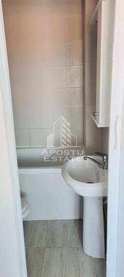 Garsoniera renovată, Soarelui AEM, 210 EUR, proprietar