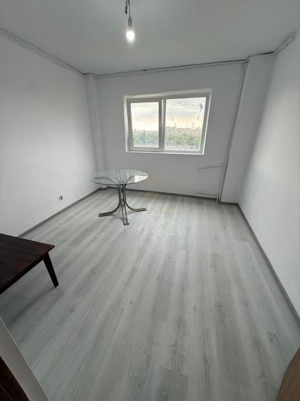 2 Camere Decomandat Zona Crangasi