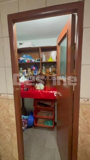 Casă de vânzare – Giulesti | 5 camere | 110 mp | 200.000 EUR - 8