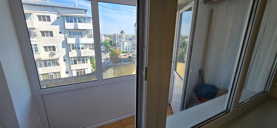 3 camere de vanzare, etajul 9, Focsani