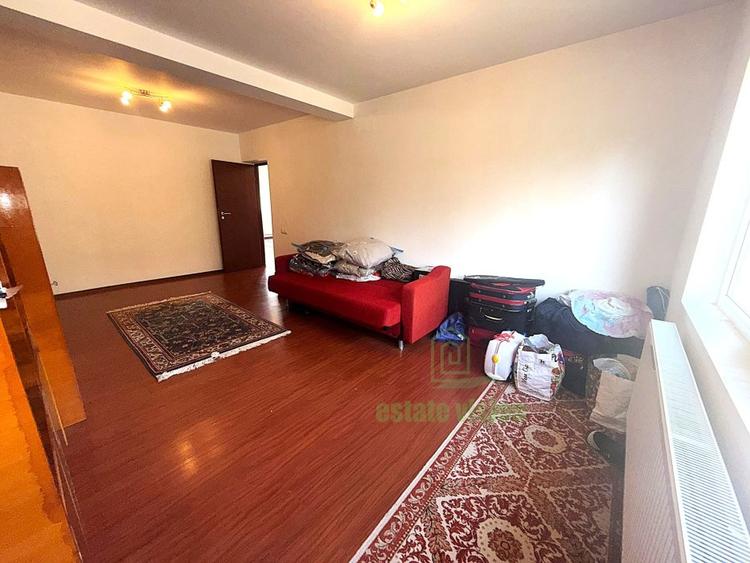 Vila D+P+1, 5 camere, 150 mp utili + demisol, teren 300 mp, aproape de Palatul M